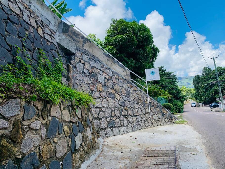Crystal Apartments Seychelles Seaview Ground Floor Glacis  Eksteriør bilde